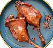 Jasmine-Scented Duck Leg