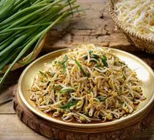 Stir-Fried Mung Bean Sprouts