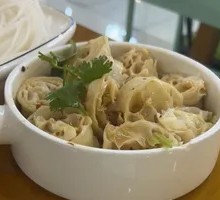 Mahjong Noodles with Lotus Root