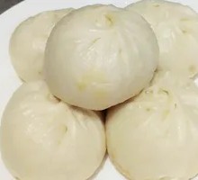 Pork Dumplings with Bone Soup