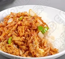 Sauce Stir-Fried Egg Rice Bowl