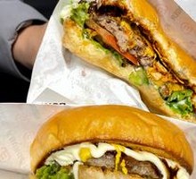 Mexican Smoky Spicy Steak Burger