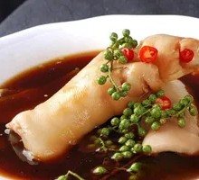 White Cloud Pig's Trotter