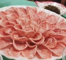 Qu's Special Rolled Dumplings