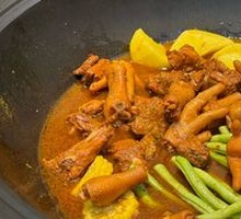 Pork Rib and Chicken Claw Hot Pot