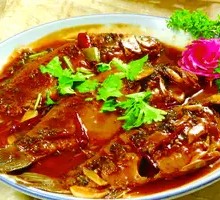 Stewed Crucian Carp in Sauce
