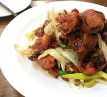 Fragrant Stir-Fried Local Chicken