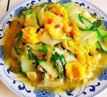 Zucchini and Egg Stir-fry