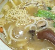 Mushroom Noodles with Meat