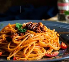 Black Pepper Beef Noodles