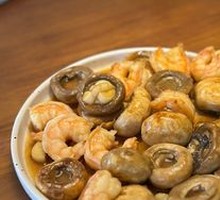 Garlic Sautéed Shrimp with Button Mushrooms