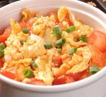 Tomato and Egg Stir-Fry
