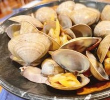 Saltwater Clams in Brine