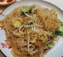 Stir-Fried Rice Noodles
