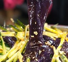 Spicy Black Rice Vermicelli