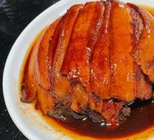 Stewed Pork with Yellow Mushrooms