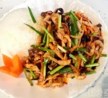Fish-Flavored Shredded Pork Rice Bowl