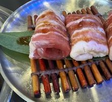 Thin-sliced pork belly