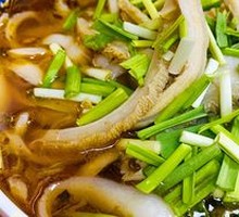 Spicy Tripe Knife-Sliced Noodles