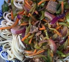 Fish-Flavored Shredded Pork Noodles