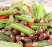 Celery with Peanut