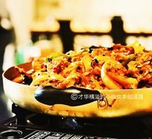 Stir-fried Beef Brisket and Octopus Hot Pot