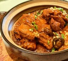 Stoneware Dry-Braised Pork Ribs