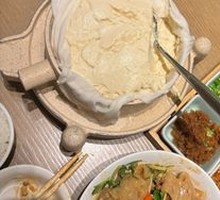 Hand-Pressed Fresh Soybean Curd