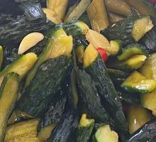 Erya Cucumber