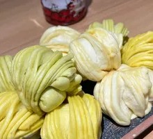 Three-color Steamed Bun