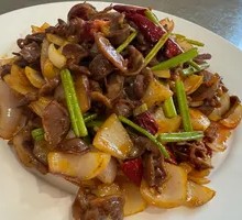 Scallion Stir-fried Chicken Gizzard