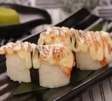 Grilled Salmon Hand Roll