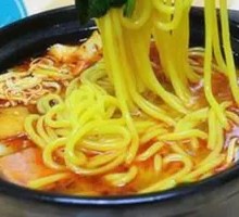 Meatball and Coarse Grain Noodles