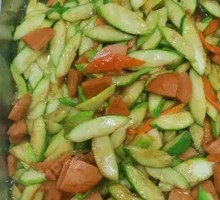 Zucchini Stir-fried with Ham Sausage
