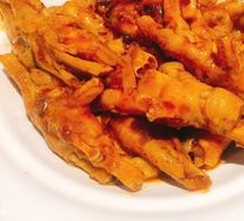 Secret-Recipe Chicken Feet