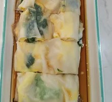 Traditional Egg Roll Rice Noodles