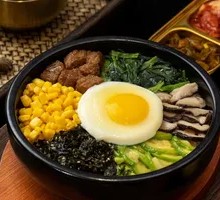 Stone Pot Rice Bowl
