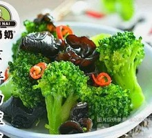 Crisp Broccoli Salad