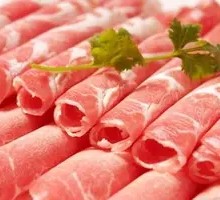 Thinly sliced lamb