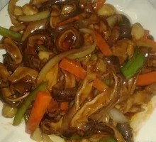 Braised Pork Intestines with Garlic