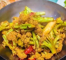 Spicy Cauliflower in Hot Pot