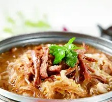 Sour Cabbage and Vermicelli Pot