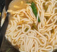 Spicy Sour Bamboo Shoot Noodles