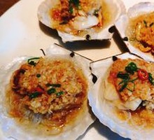 Steamed Scallops with Rice Noodles