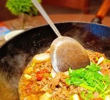 Stir-Fried Yellow Beef