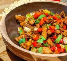 Tea Oil and Old Ginger Stir-fried Chicken