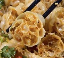 Cold Noodles with Lotus Root