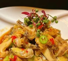 Spicy Wine-Steamed Abalone and Snail