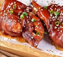 Roasted Pig Trotters