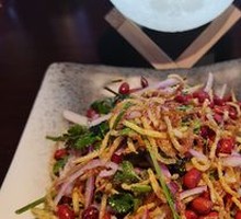 Stir-Fried Bean Sprouts with Three Threads